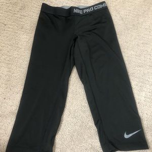 Nike spandex capris